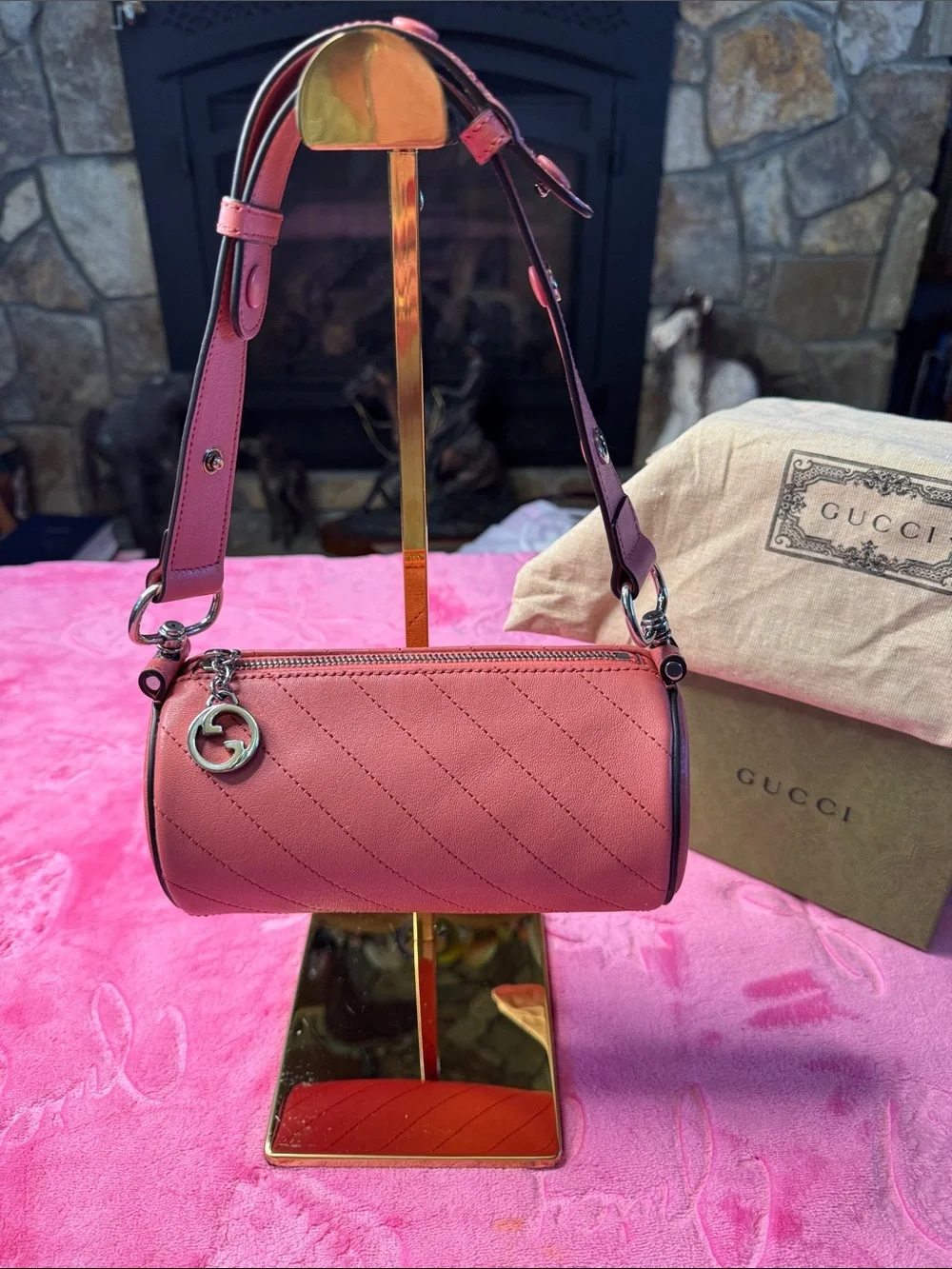 Gucci Pink Mini Round Barrel Crossbody Bag • Leather • Rare Boutique Edition - Picture 10 of 10